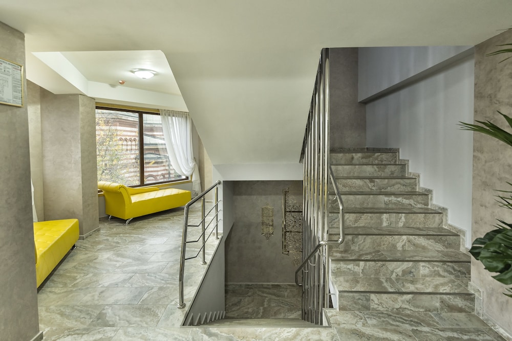 PRESTIGE BOUTIQUE HOTEL CRAIOVA 37/65