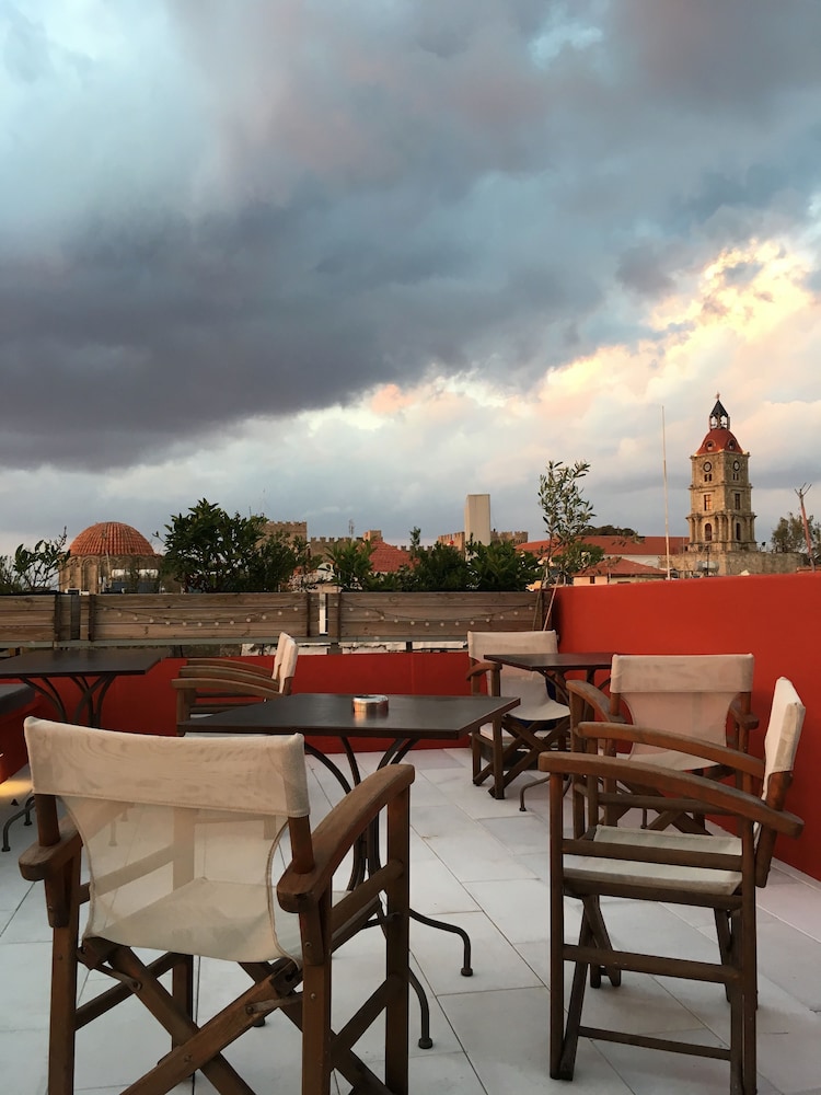 Auberge 32 30/38