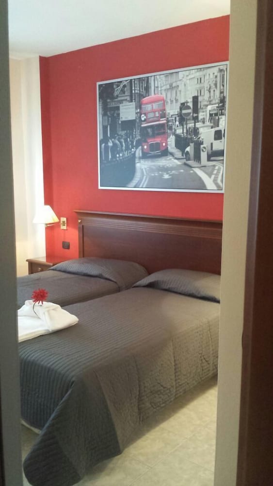 Fidenza Hotel 33/46