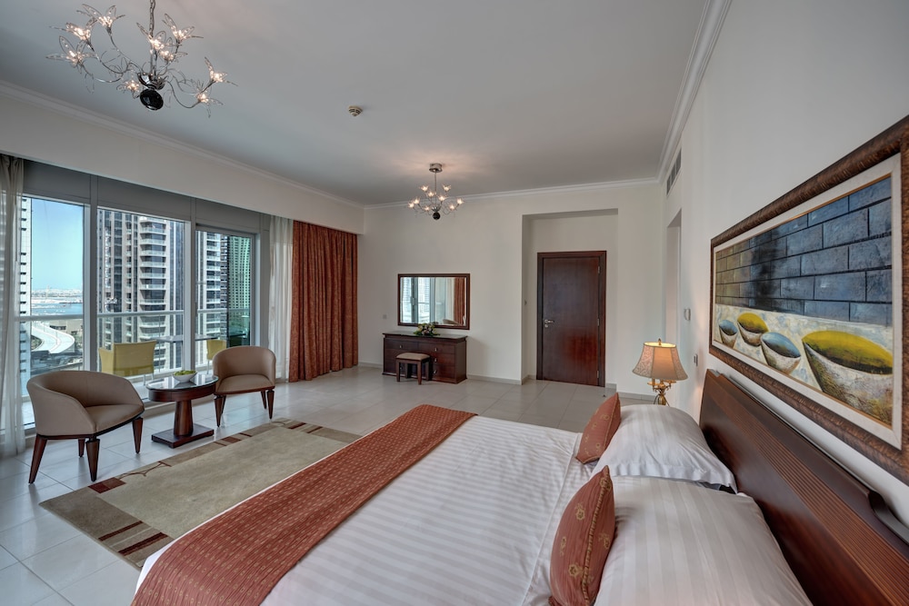 MARINA HOTEL APARTMENTS 7/31