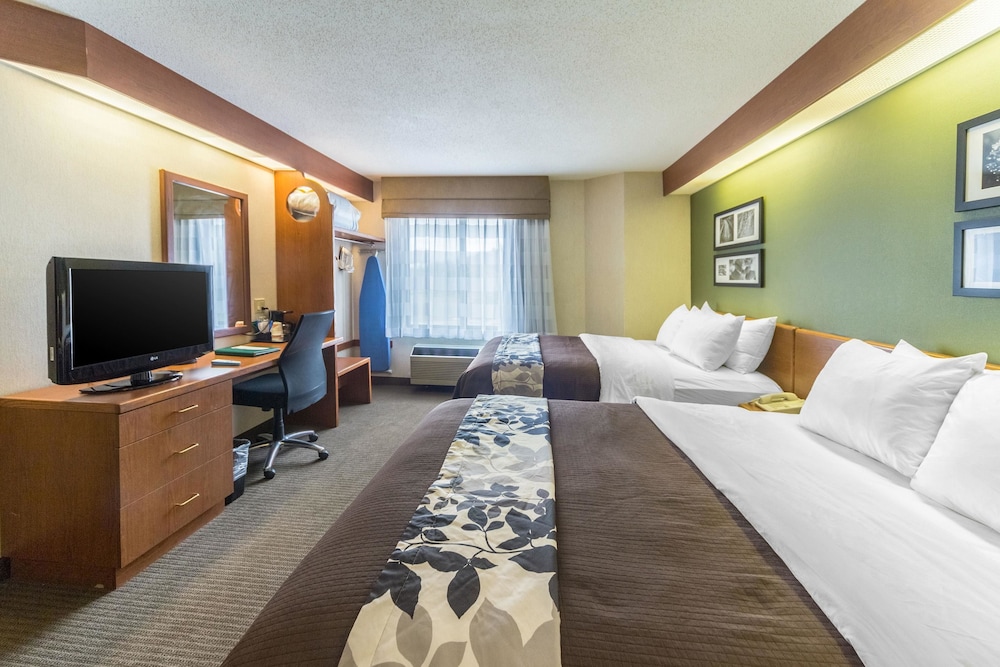 Sleep Inn & Suites Bay View Acme - Traverse City 15/68