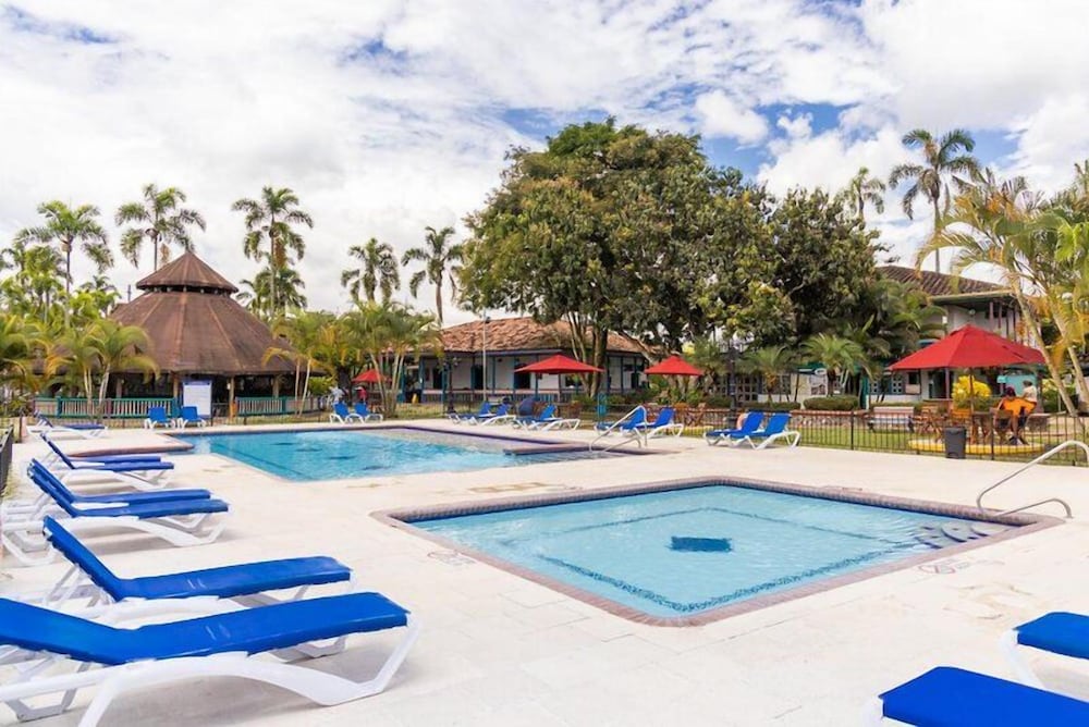 Decameron Las Heliconias All Inclusive 37/49