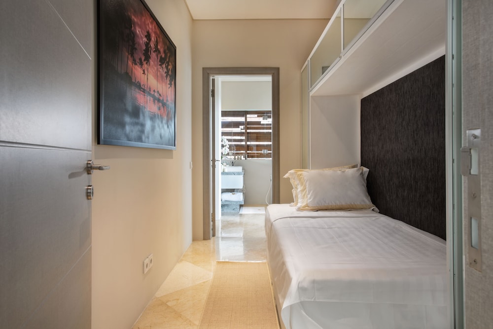 The Double View Mansions Bali 11/50