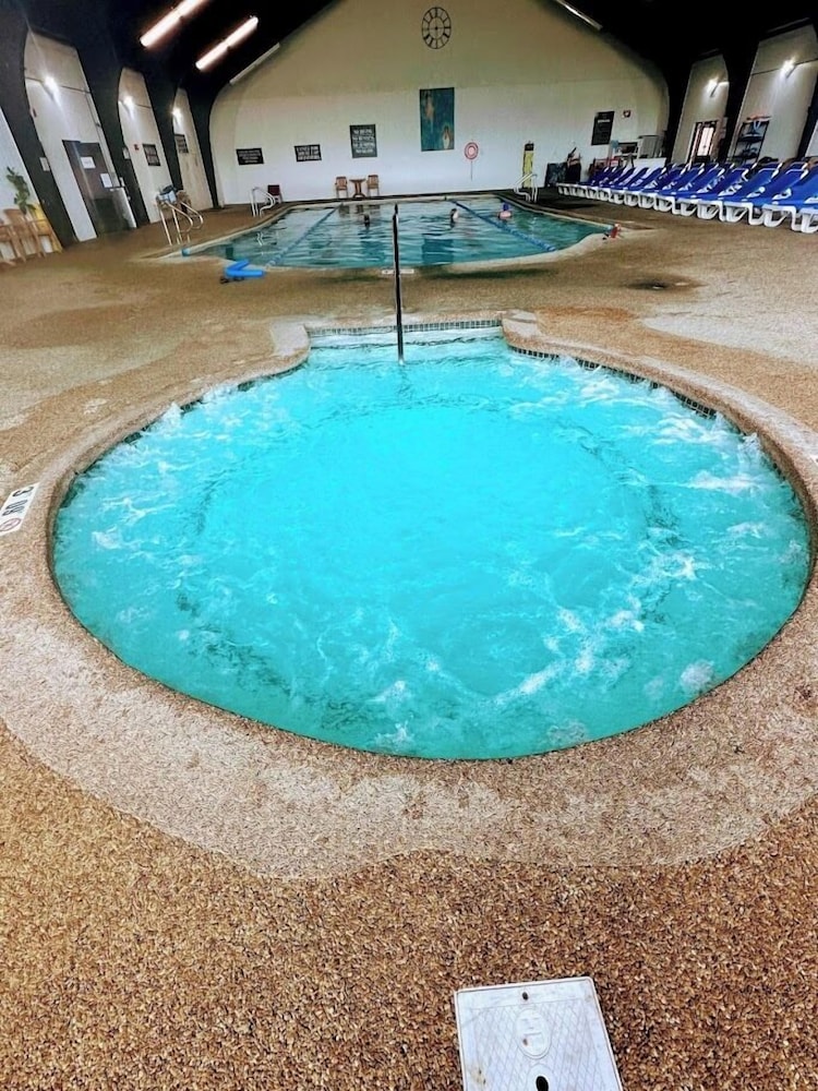 Resort Conference Center At Hyannis 32/63