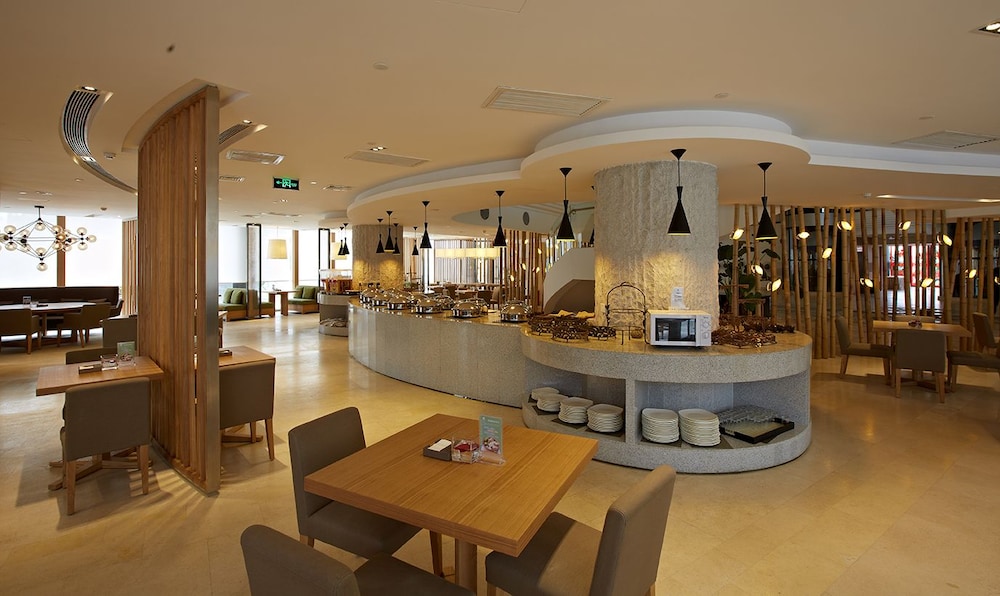 Hilton Garden Inn Shenzhen Dameisha 59/80