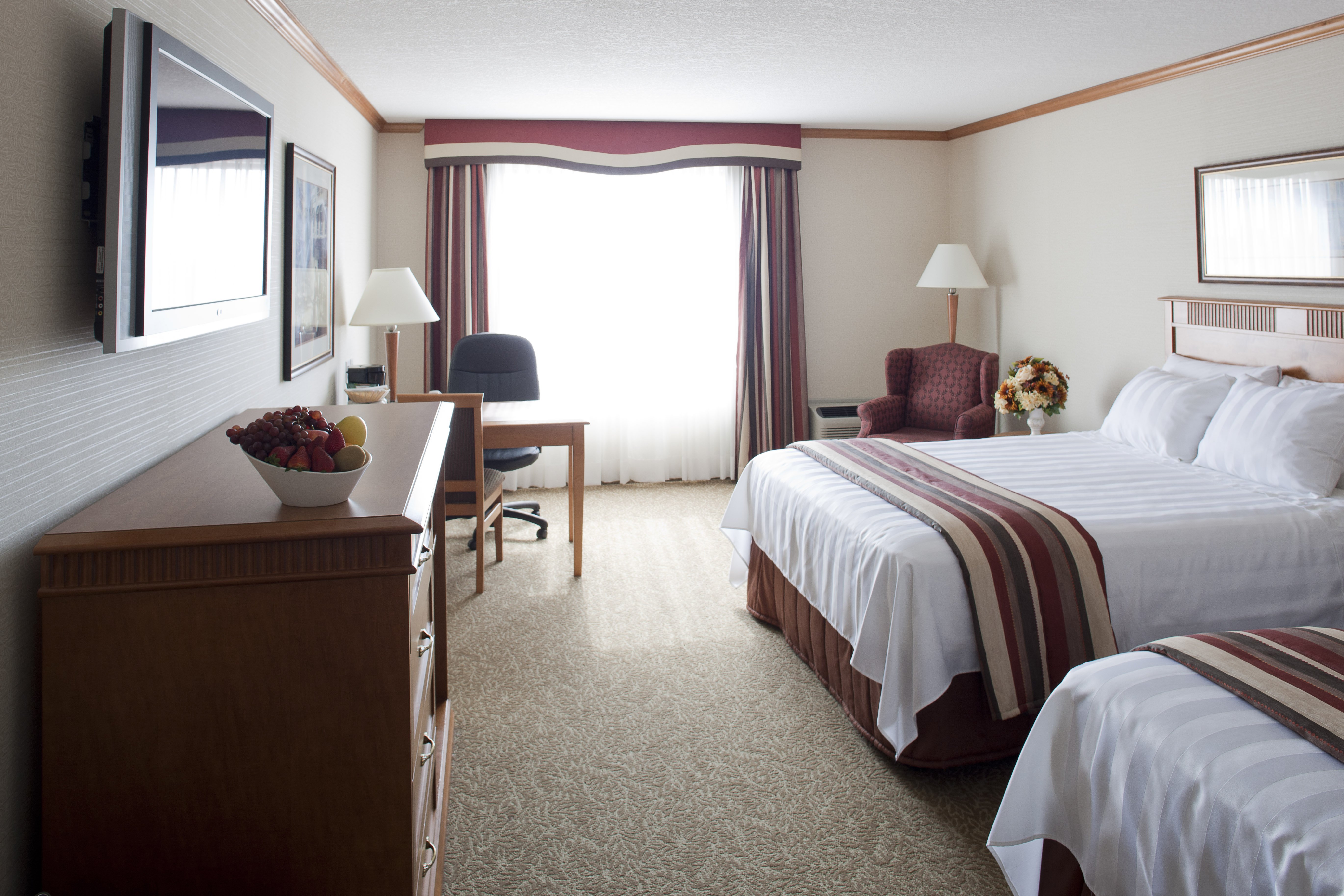 Best Western Plus Port O Call Hotel 33/73