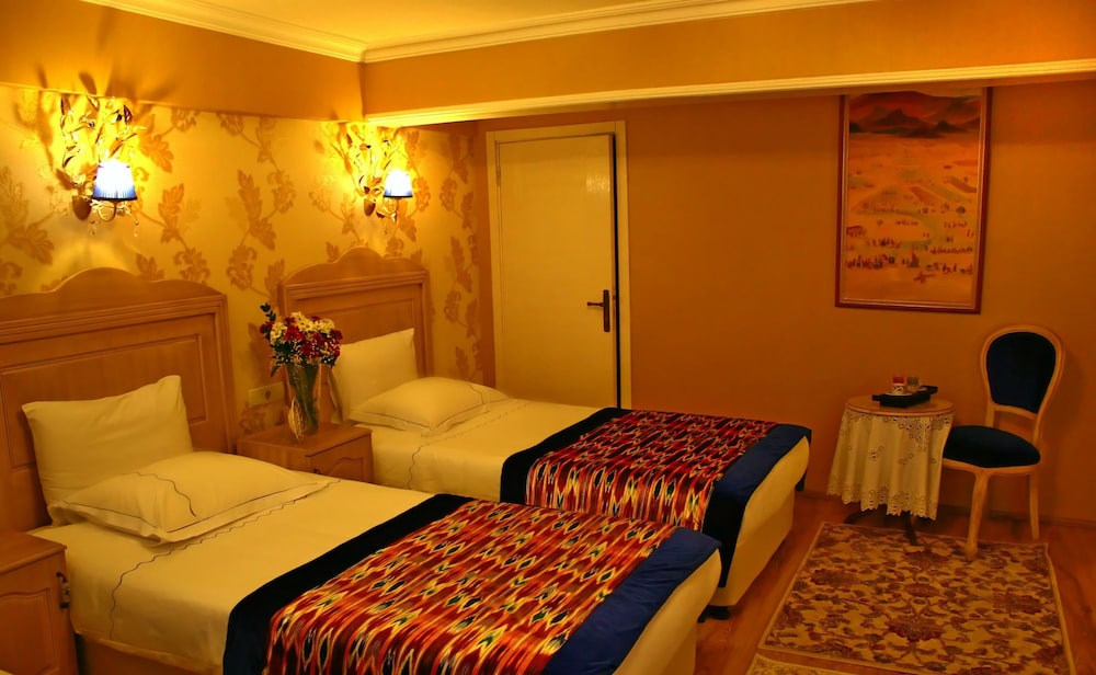 Divas Hotel 23/68