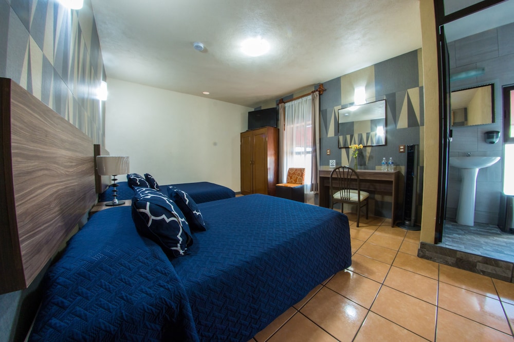 Hotel Estefania 14/45