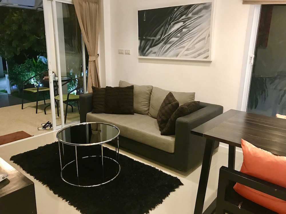 2 Bed Villa 15 Min Walk To Beach 20/36