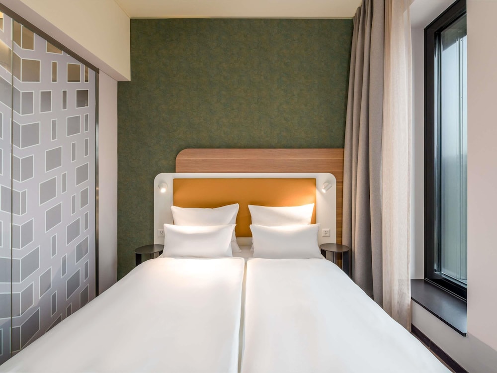 COMFORT, DOUBLE BED