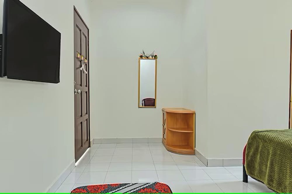OYO Home 90388 Homestay Masha 20/26