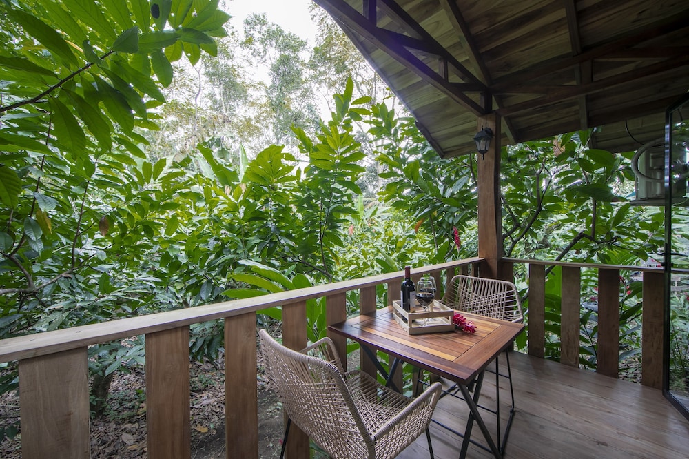 Arenal Cacao House 34/50