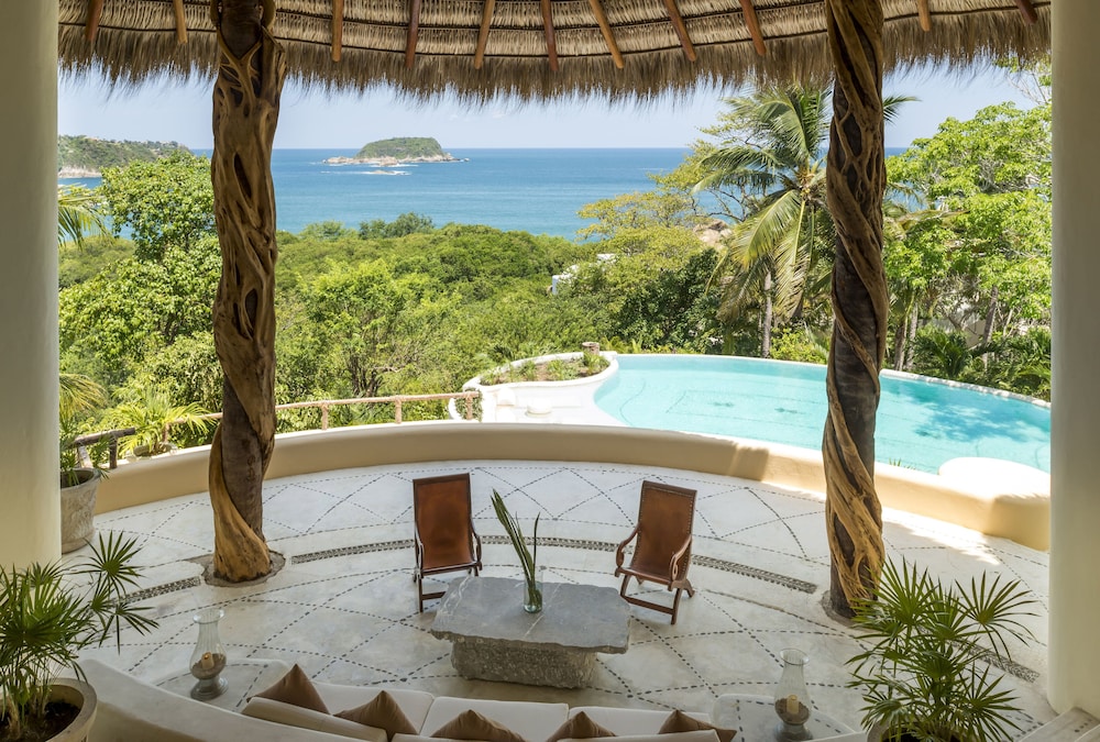 Quinta Real Huatulco 10/77