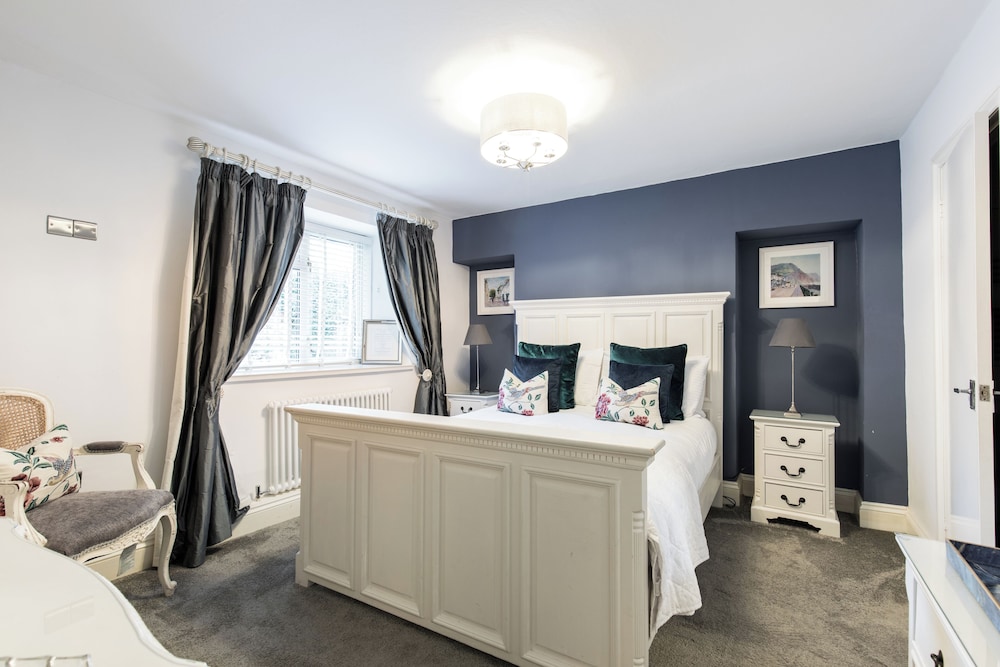 Mount Pleasant Hotel 26/50