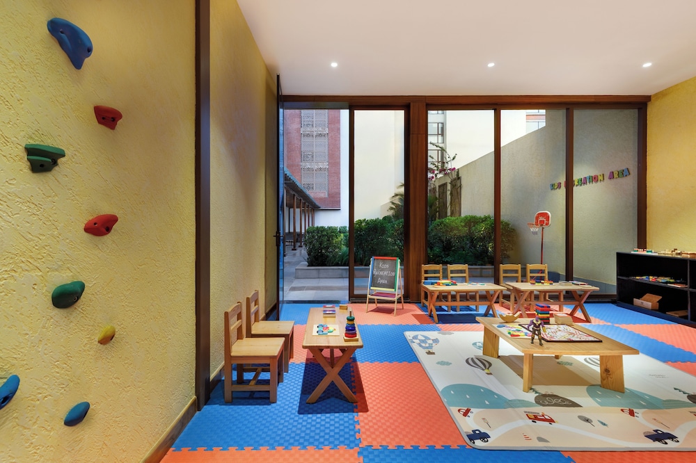 Hyatt Centric Soalteemode Kathmandu 43/60
