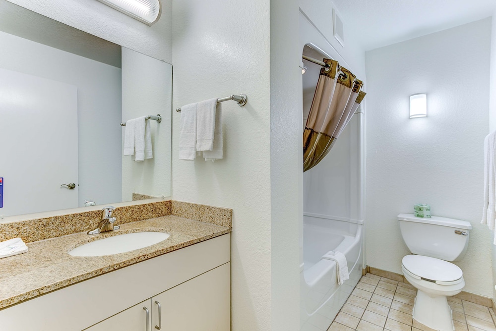 Studio 6 Extended Stay - Kissimmee, FL - Orlando 27/31