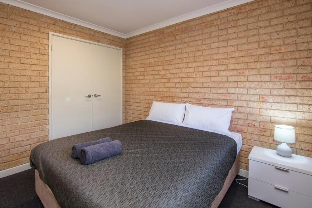 Cervantes Pinnacles Motel 10/42