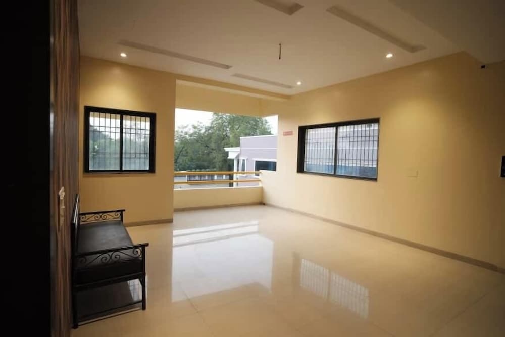 Tourist Home Lodging 27/36