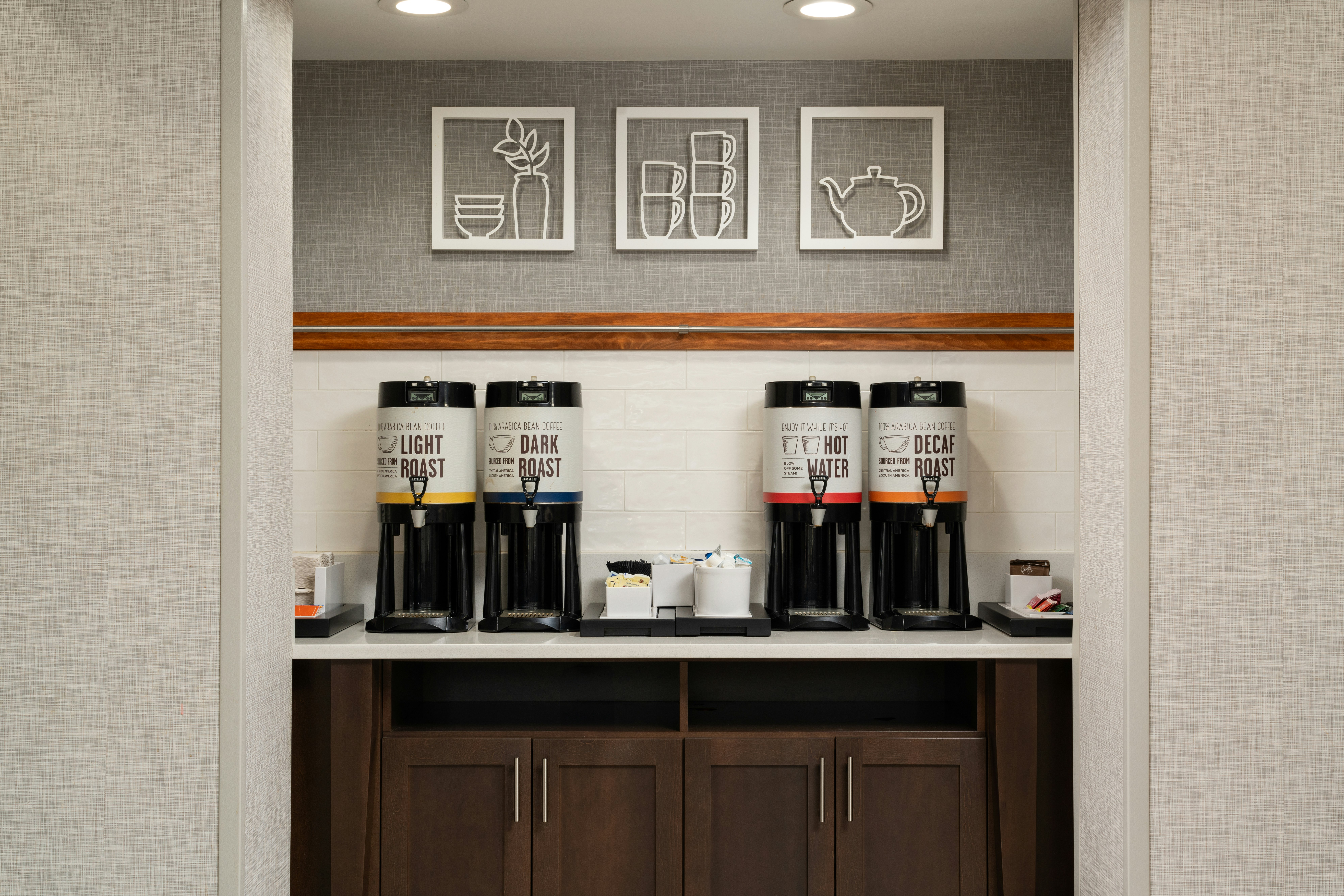 Hampton Inn Fairfax City 24/40