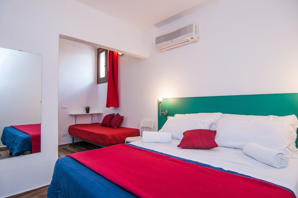 MODICA OLD TOWN ROOMS 7/50
