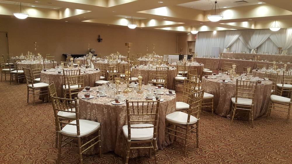 Four Points by Sheraton Point Edward Sarnia 42/62
