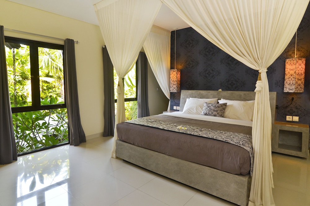 Elok Villas 15/38