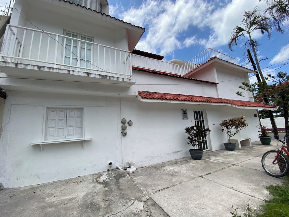 B And B Caribo Cozumel 5/50