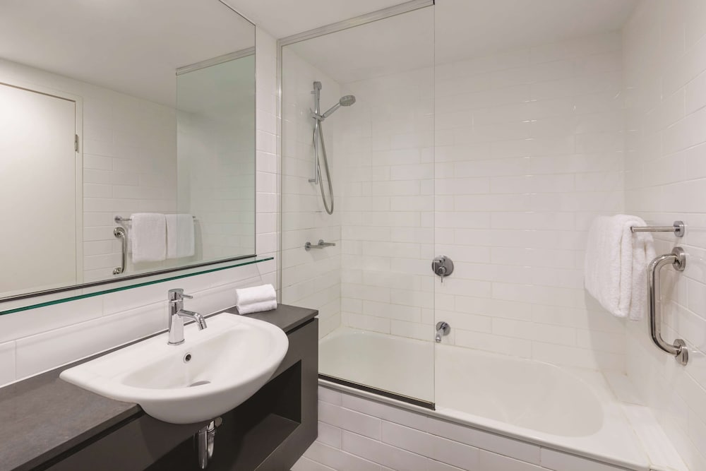 Vibe Hotel Darwin Waterfront 25/25