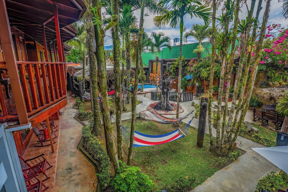 Arenal Hostel Resort 38/50