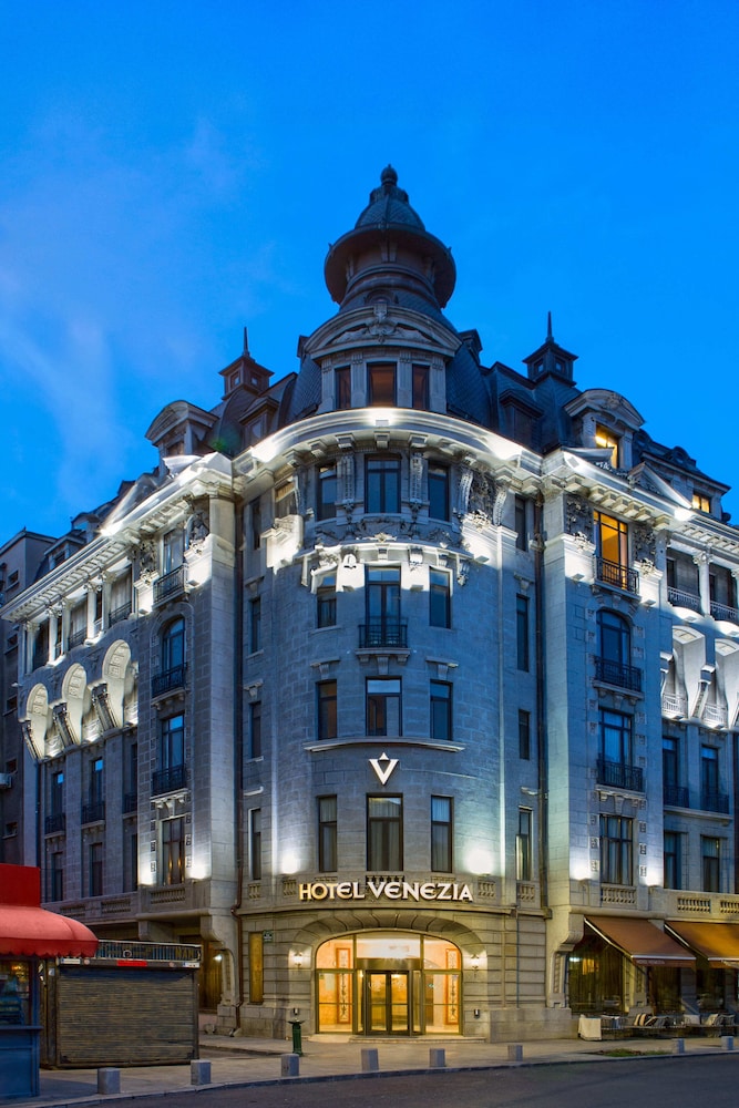 Zeus Essence Bucharest Venezia 3/64