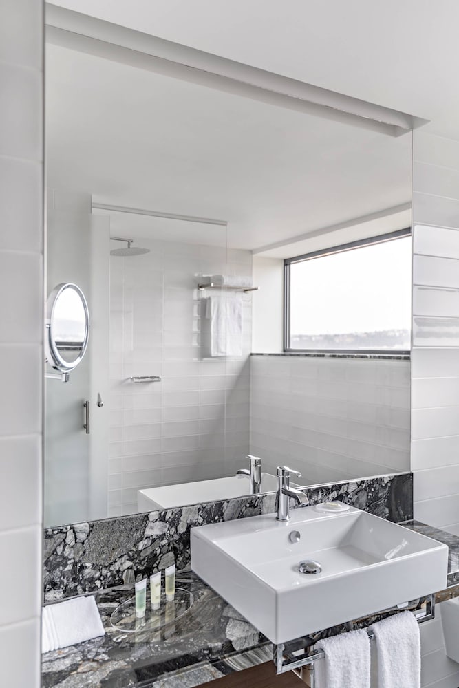 Courtyard By Marriott Brno 3/45