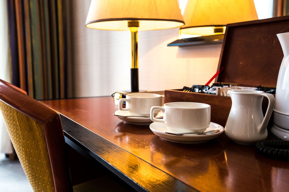 Rahat Palace Hotel 61/75