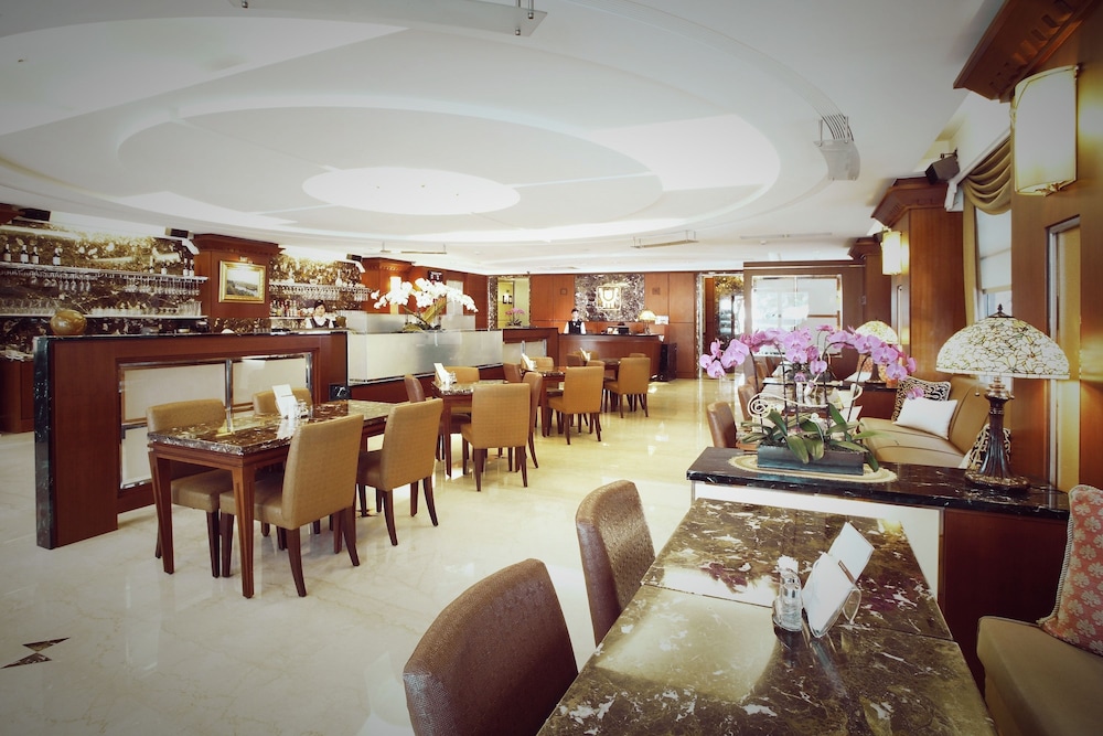 Hotel Dion 43/61