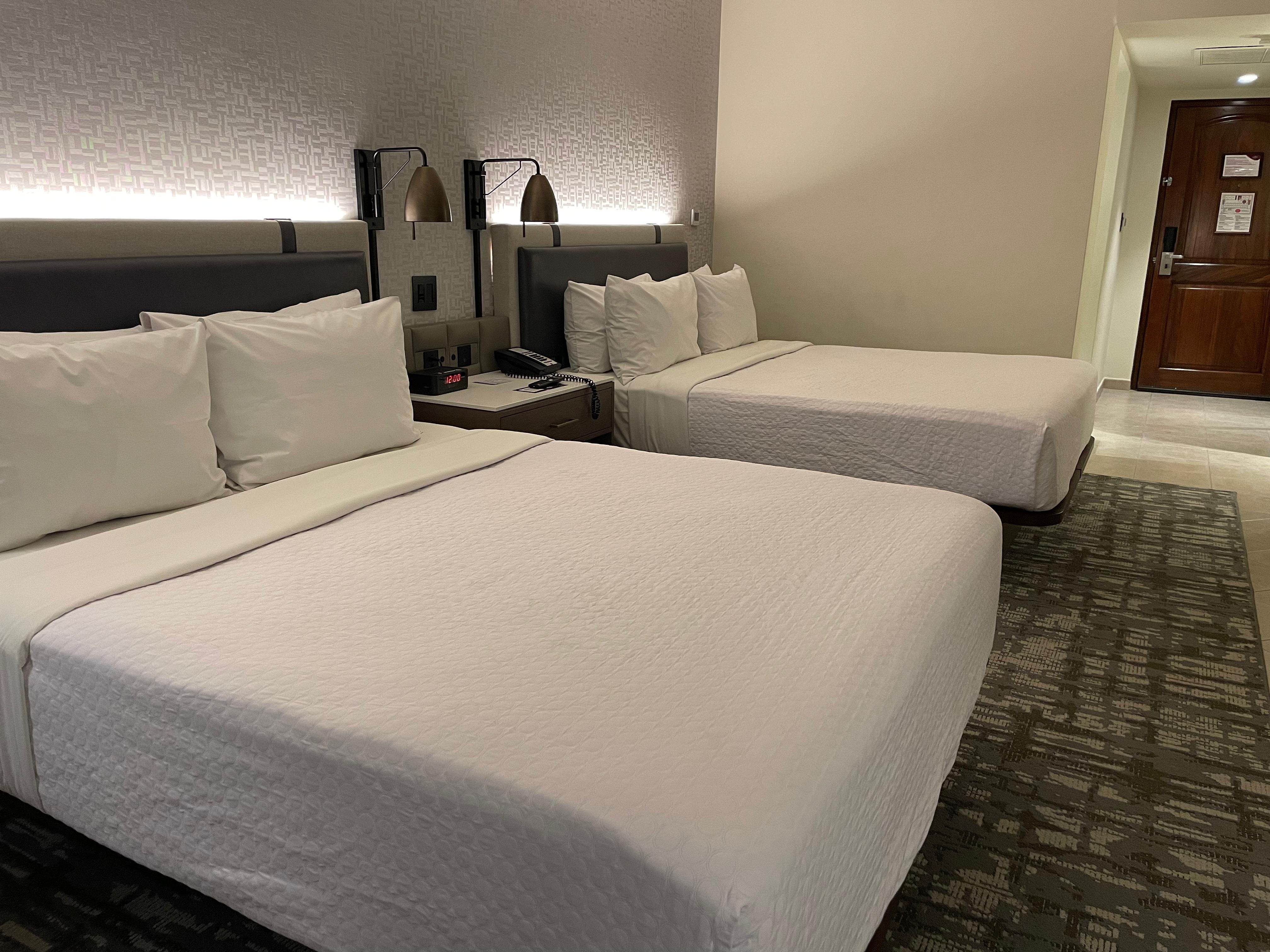 Crowne Plaza Panama 21/80