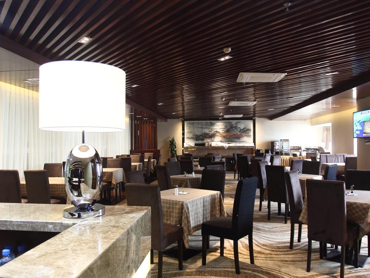 Antai Century Hotel 42/48