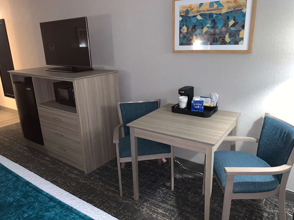 Best Western West Lebanon - Hanover Hotel 32/41