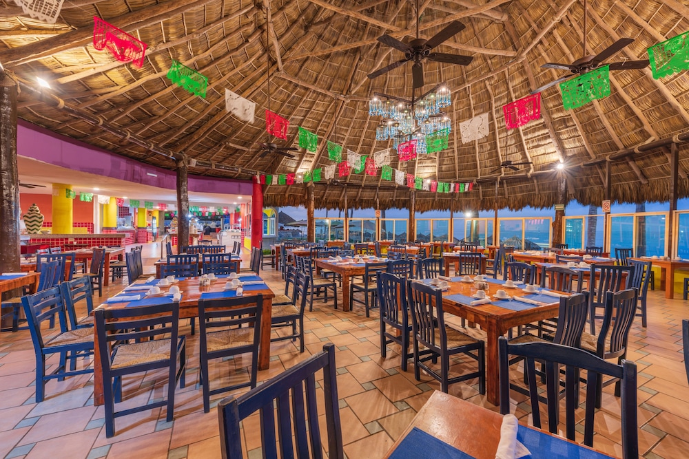 Grand Decameron Complex Bucerias A Trademark All Inclusive 63/76