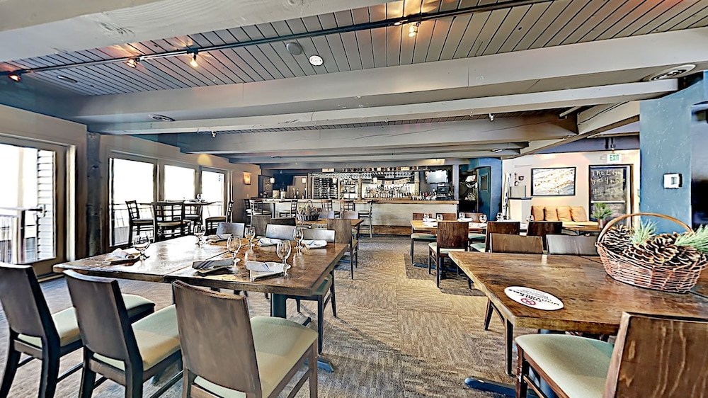 Timberline Condominiums 67/81