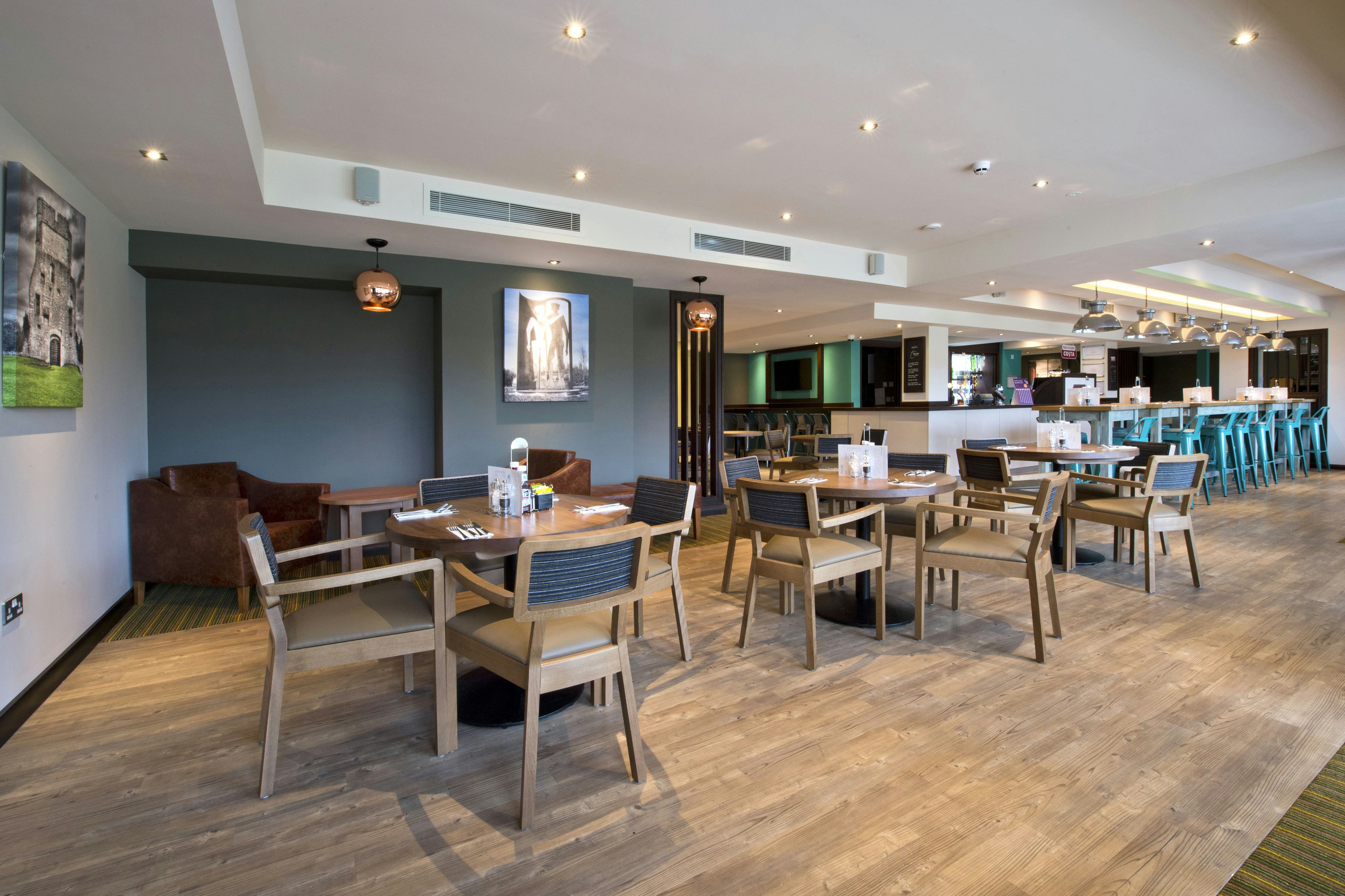 Premier Inn Newbury Town Centre South (A339) 19/27