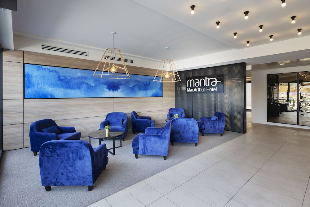 Mantra MacArthur Hotel 10/75