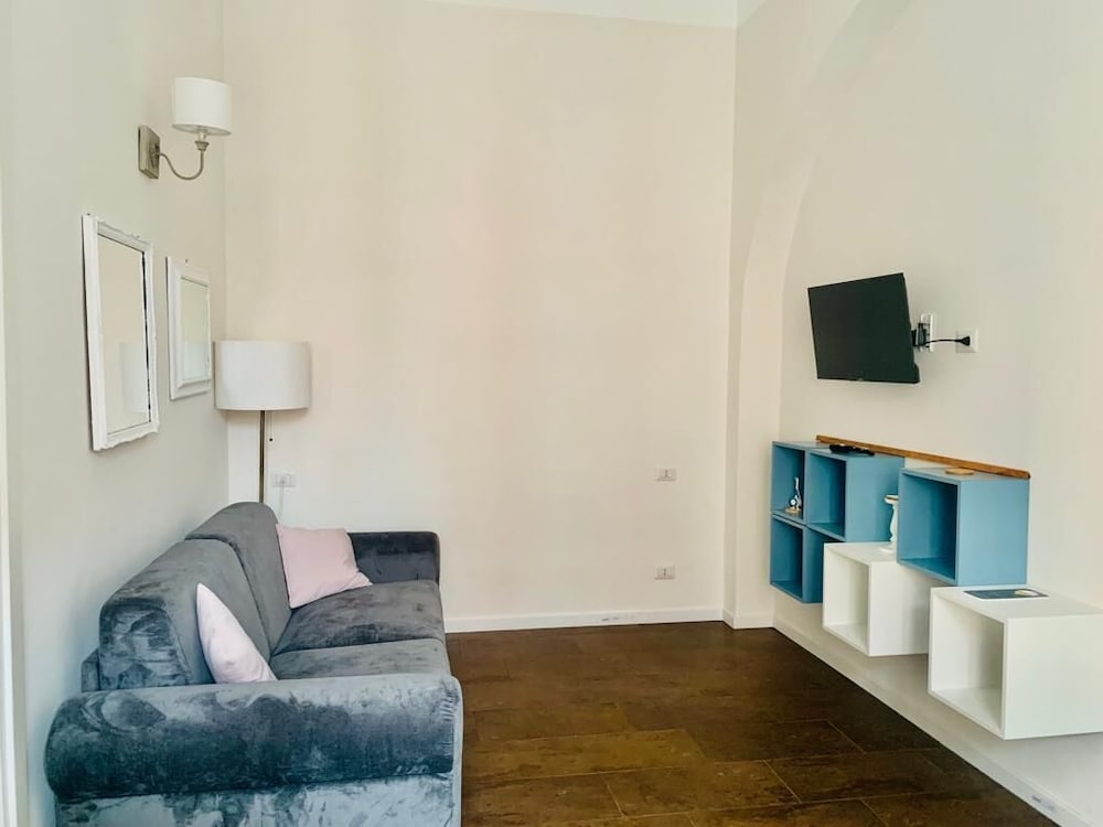 Eccelso Hotel 54/68