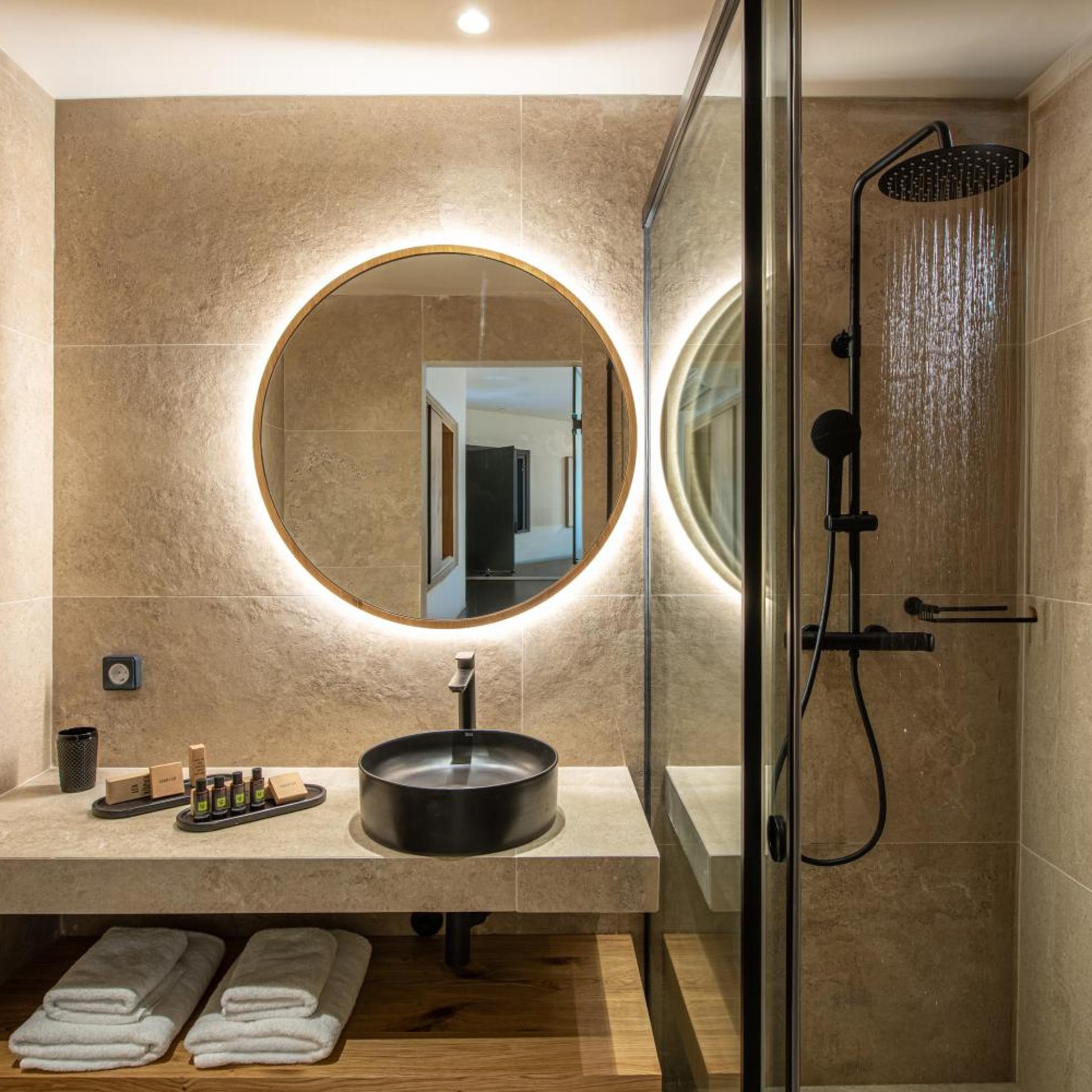 Double Room Superior, Indigo Suites Collection 9/9