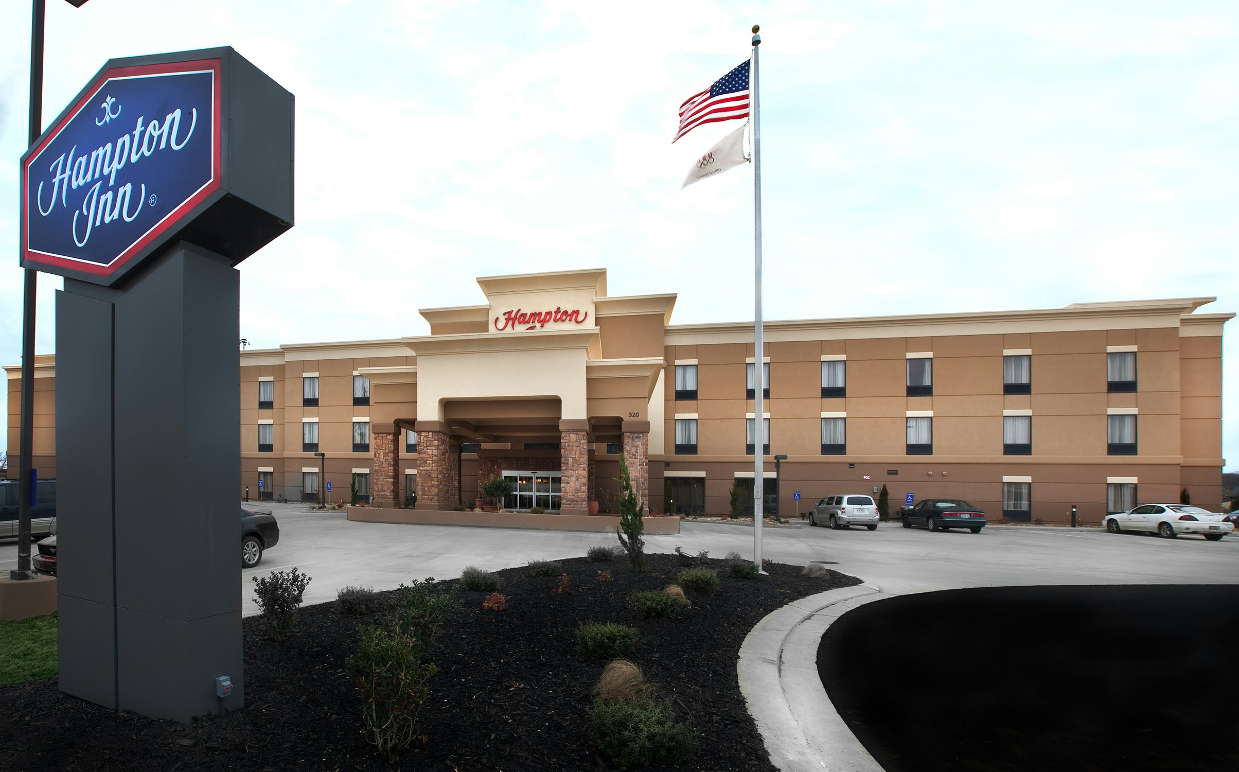 Hampton Inn New Albany 2/5