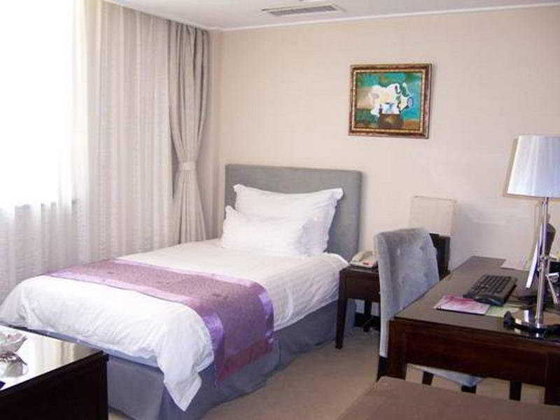 Sophia International Hotel Qingdao 14/28