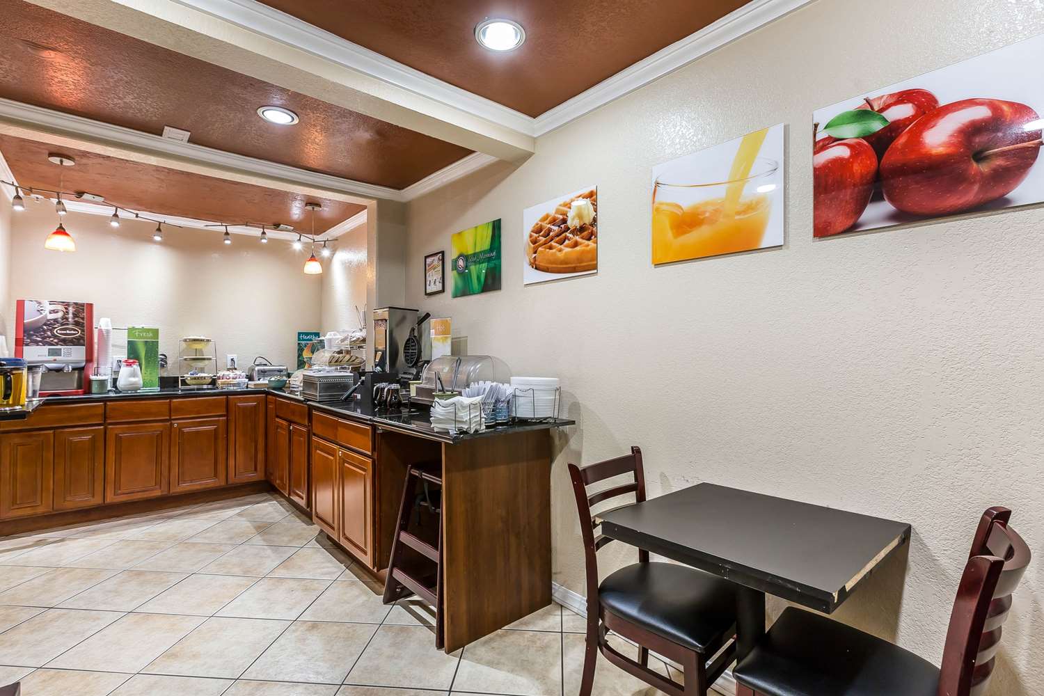 Quality Inn Salinas, CA 9/23