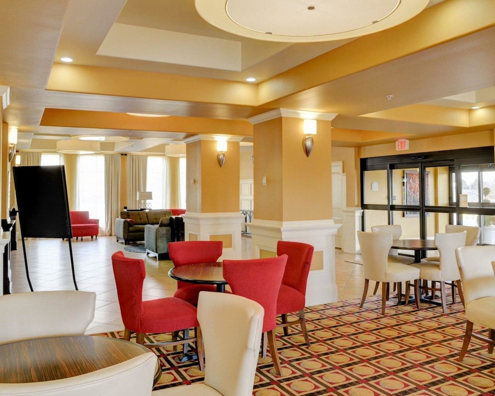 Comfort Inn and Suites Fort Smith I-540 37/47