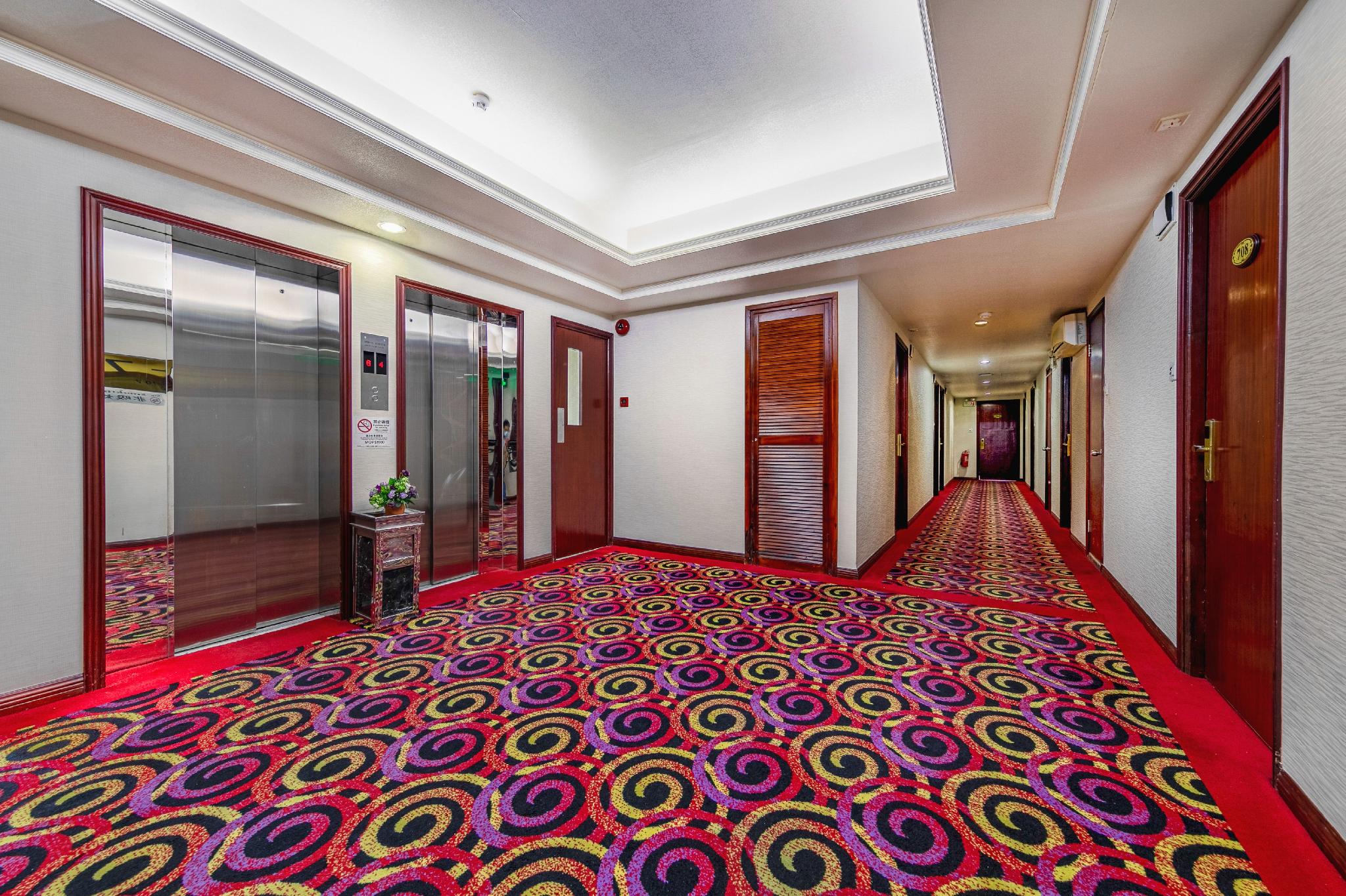 East Asia Hotel 28/32