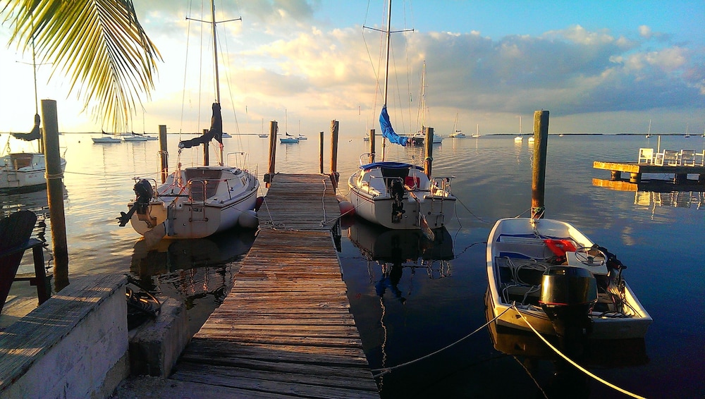 Key Largo Cottages 40/50