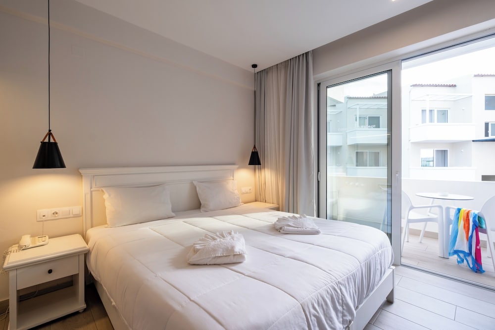 Dimitrios Village Beach Resort and Spa 13/50