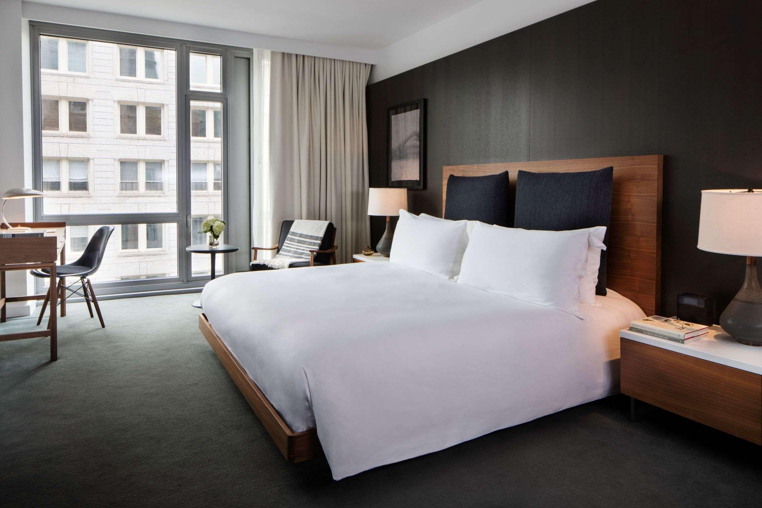 Room, King Bed